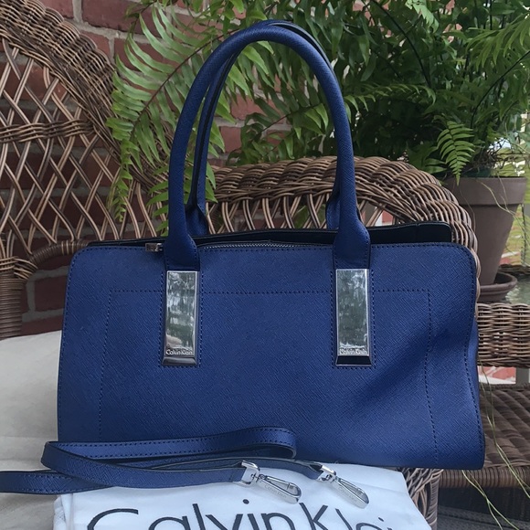 ⚾️ Beautiful! ❤️🤍💙 Calvin Klein-indigo leather handbag - Picture 2 of 9